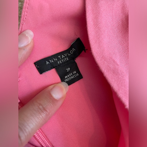 Ann Taylor Petite fit and flare Linen dress size 2P - Picture 4 of 12